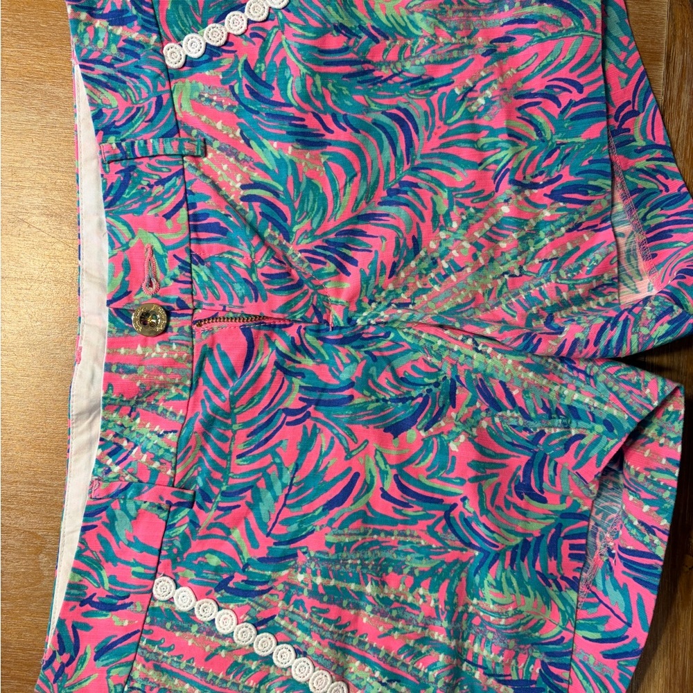 Lilly Pulitzer Pink Tropical-Print Jean Shorts